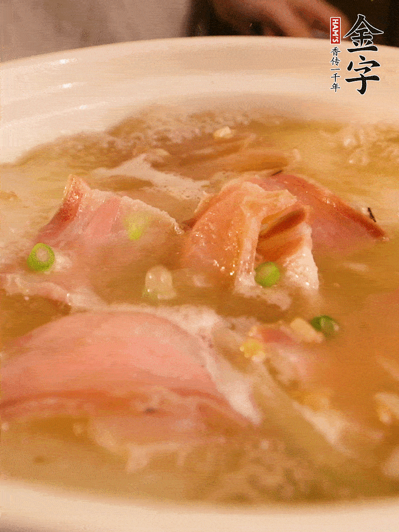 最后撒點(diǎn)蔥花。