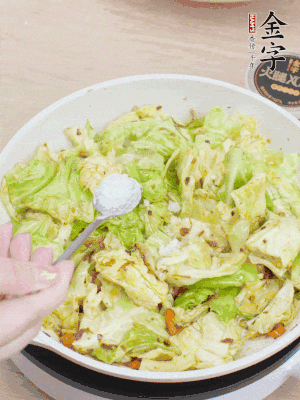 一點鹽、糖調味。