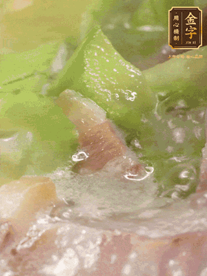 加一點糖、1碗開水煮到絲瓜半透明